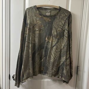 Realtree Hardwoods 20-200 Camo Jerzees Outdoors Front Pocket Long Sleeve Shirt